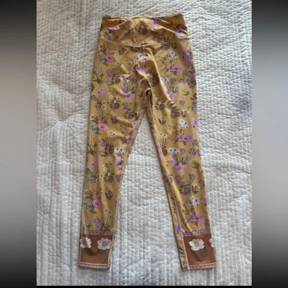 Spell & The Gypsy Collective Wild Bloom 7/8 Leggings size S - Picture 2 of 8